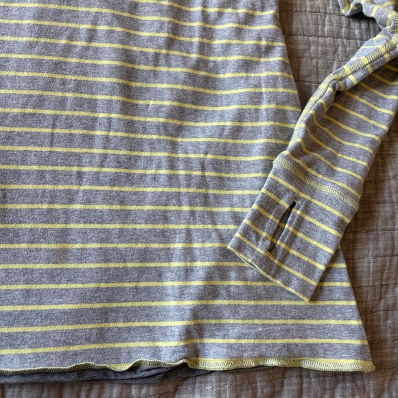 Lululemon 2 in 1 Reversible Gray & Yellow Long Sleeve Top | S - Picture 2 of 10